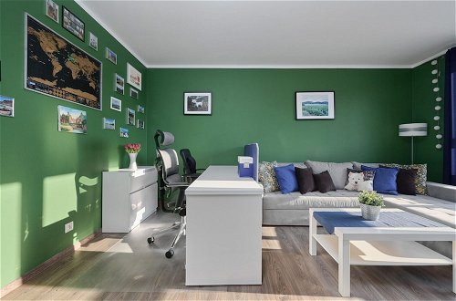 Photo 17 - Lively Green Apartment by Renters