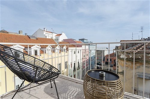 Photo 1 - Cortes Apartment in Lisbon Historic Neighborhood