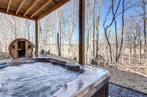Photo 24 - Cabin w/ Hot Tub & Sauna: 5 Mi to Dtwn Blue Ridge