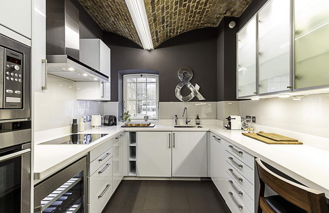Charming Home in St Katharine Docks - Foto 11