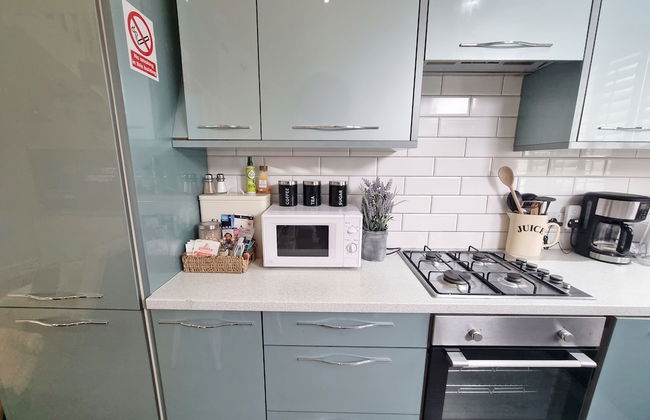 4Bed 3Bath - 8min to London Bridge - Photo 34