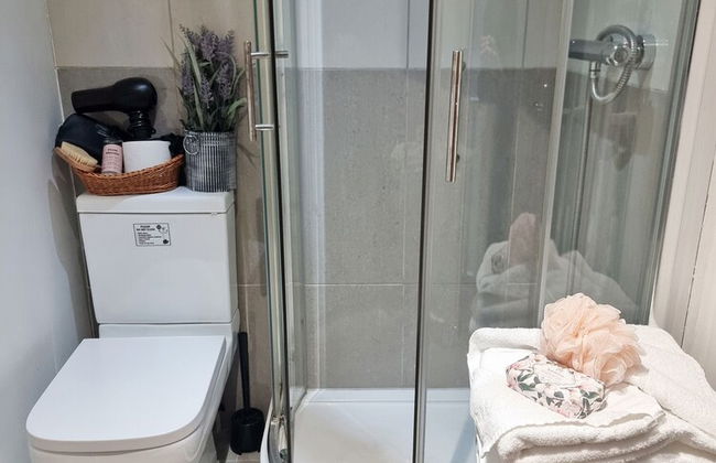 4Bed 3Bath - 8min to London Bridge - Photo 58