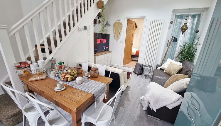 Photo 1 - 4Bed 3Bath - 8min to London Bridge