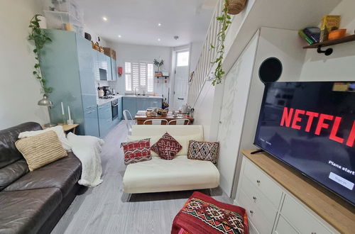 Photo 39 - 4Bed 3Bath - 8min to London Bridge