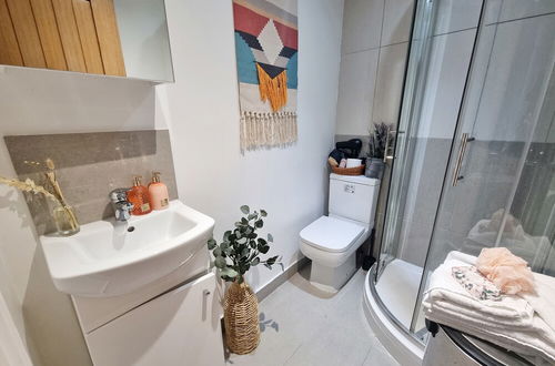 Photo 49 - 4Bed 3Bath - 8min to London Bridge