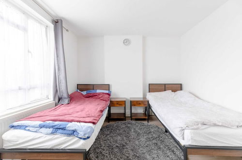 Photo 1 - Well Located 2BD Flat - Essex Road, Islington