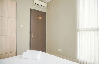 Foto 3 - Homey And Warm 1Br At Ciputra International Apartment