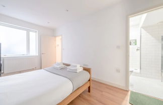 Photo 3 - Modern and Beautiful 2 Bedroom Flat - Haggerston