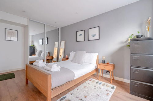 Photo 5 - Modern and Beautiful 2 Bedroom Flat - Haggerston