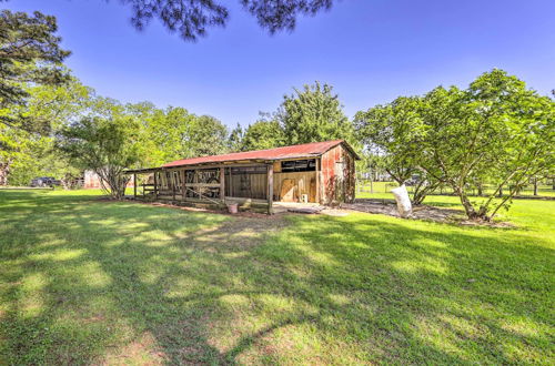 Photo 18 - Peaceful Cairo Farmhouse w/ Barn & Fire Pit