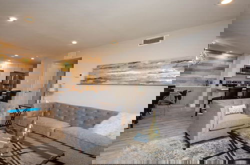 Foto 8 - Ultra Modern Old Town Scottsdale 3 Bedroom!