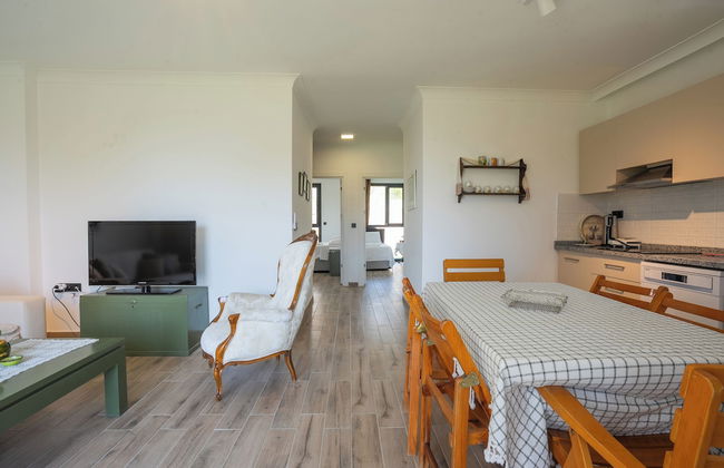 Limon Homes Dublex Daily Weekly Rentals - Photo 12