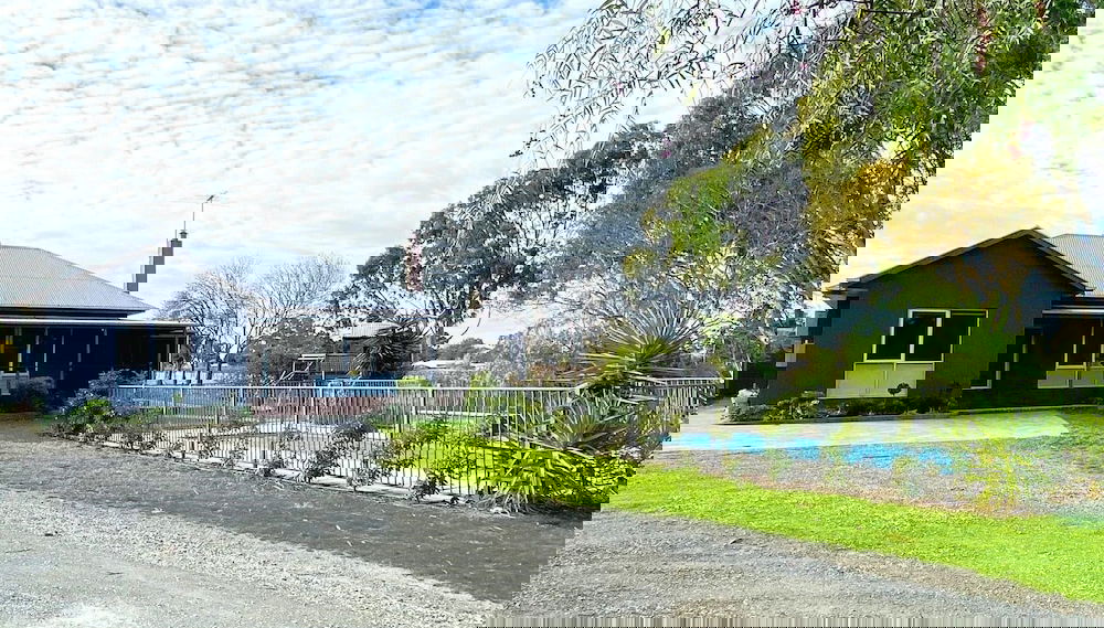 Primary image
