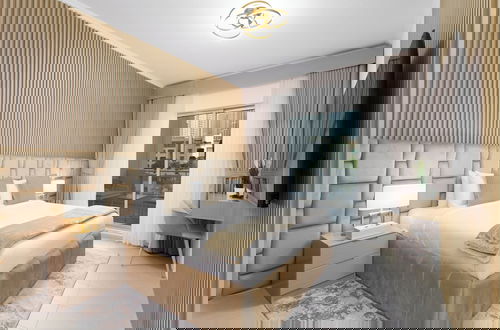 Foto 5 - Maison Privee - Exclusive Duplex Villa with Panoramic Terrace Overlooking Burj Khalifa
