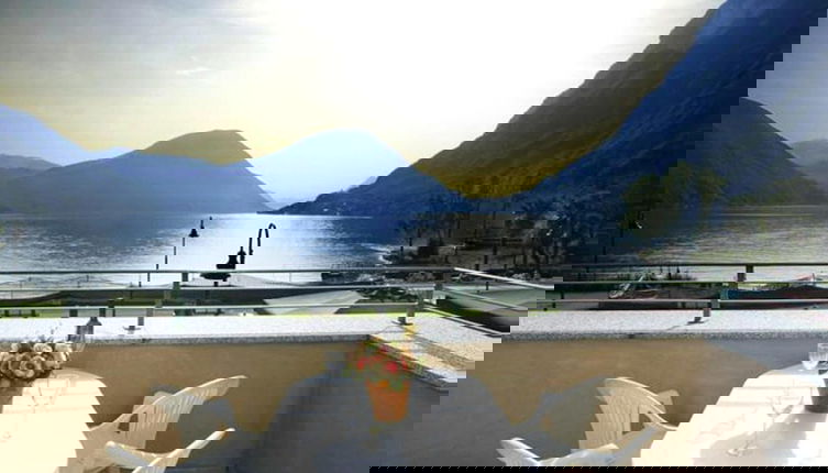 Foto 1 - Apartment in Porlezza With Lake View