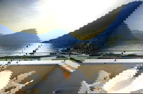 Foto 1 - Apartment in Porlezza With Lake View