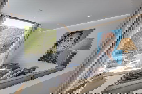 Foto 12 - Sleek Villa With Nice Terrace