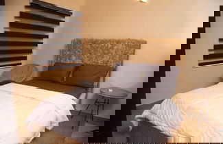 Photo 3 - Highgate Apartment