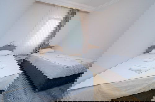 Photo 12 - Diplomat Suites