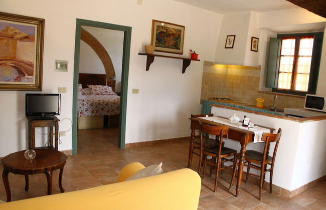 Nice Apartment in Guasticce With Pool - Foto 8