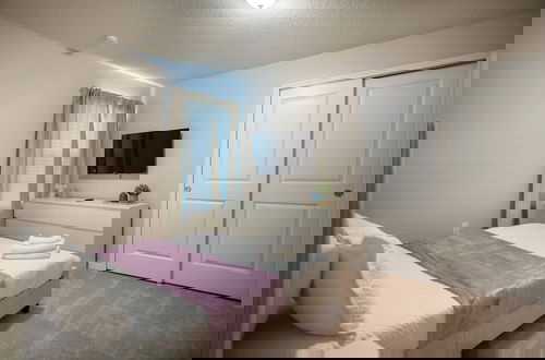 Foto 5 - Fun and Relax 10 Bed Home Pool Themed Rooms