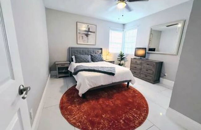Hollywood Hideaway Luxe 3BR Escape - Foto 12