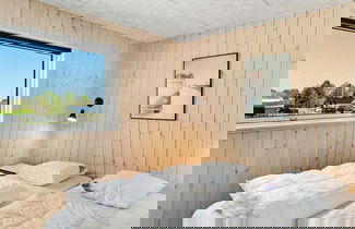 Photo 2 - 5 Star Holiday Home in Dronningmolle