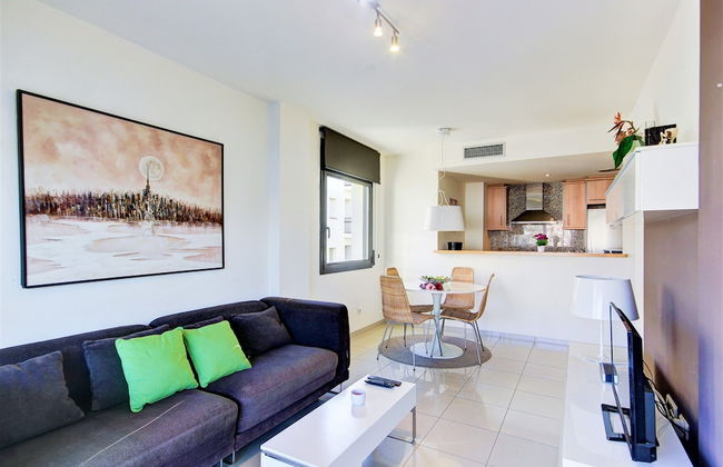 Beachfront Apartment in Roses - Photo 13