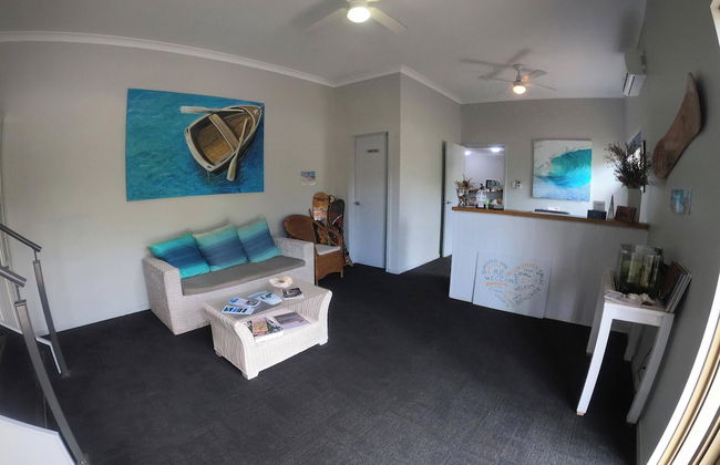 Center Break beach stay - Photo 1