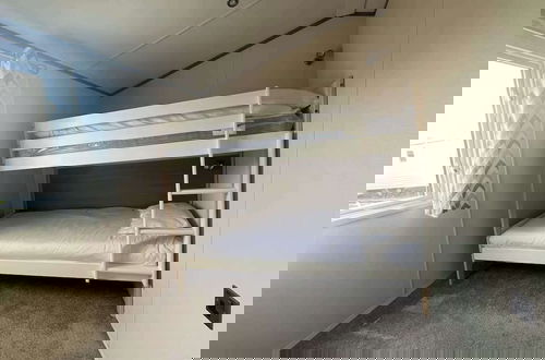 Photo 3 - Flagshipsite-caravan-sleeps7-fast Internet