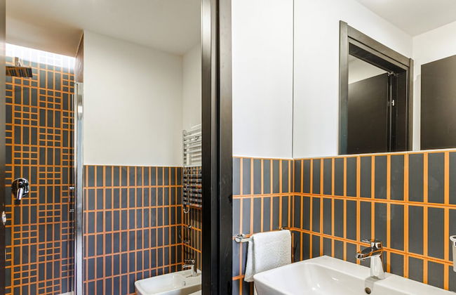 Bright Ground-floor Studio in Milan - Photo 11