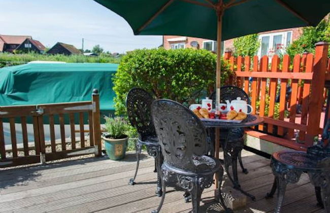 Host Stay Quayside Cottage - Foto 7