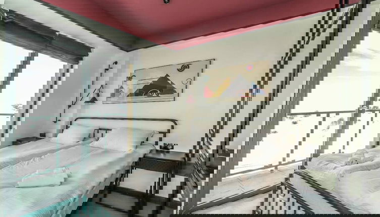 Foto 1 - Super Stylish Apartment by Wehost