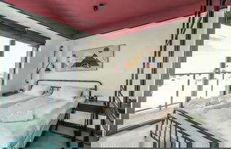 Foto 1 - Super Stylish Apartment by Wehost