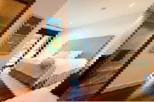 Foto 3 - Lavish Villa With Private Pool