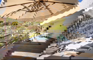 Photo 1 - Lavish Villa With Private Pool
