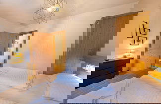 Foto 3 - Luxurious Chalet With Sauna in Konigsleiten