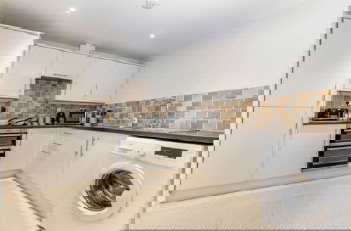 Foto 5 - Host Stay Hillbrook House Apartment