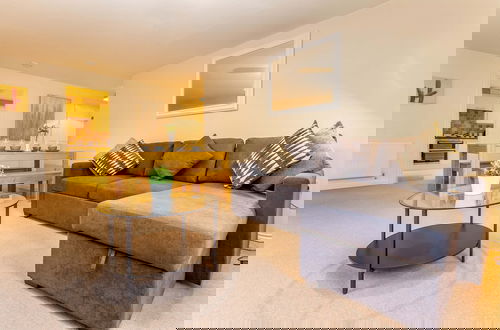 Foto 4 - Host Stay Hillbrook House Apartment