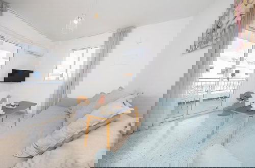 Photo 2 - GE Harbour Apartment 24
