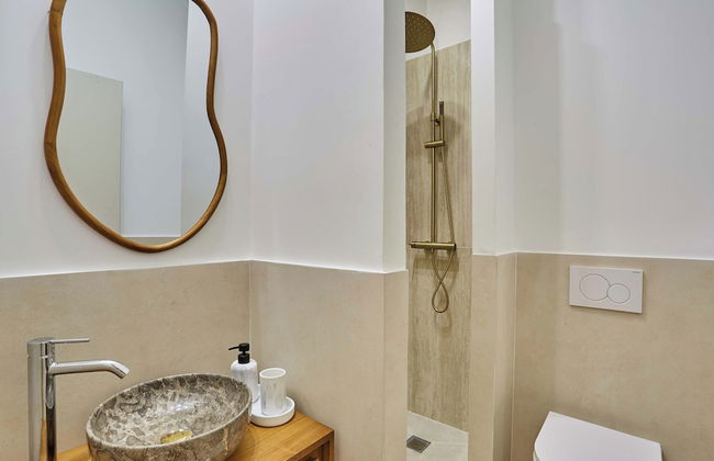 Sublime Air-conditioned Apartment Center of Paris - Photo 9