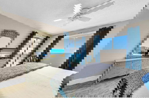 Foto 11 - Regency Towers 1212