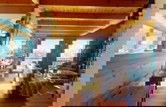 Foto 1 - Chalet in the Heart of Valley With Balcony