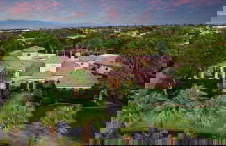 Foto 1 - Villa Verbena by Avantstay Expansive Estate w B-ball Court Pool Spa Entertainer s Yard