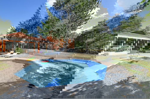 Photo 45 - Paradise Retreat by Avantstay Pool Hot Tub Game Room