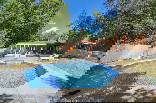 Photo 43 - Paradise Retreat by Avantstay Pool Hot Tub Game Room