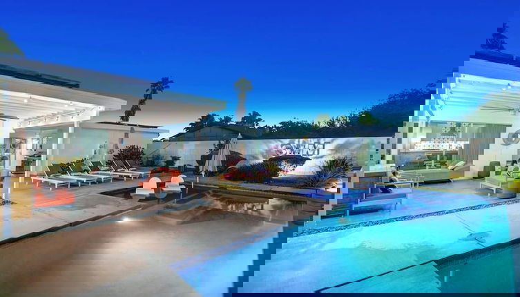 Foto 1 - Biskra by Avantstay Classic Palm Springs Getaway W Outdoor Living Pool Permit 4869