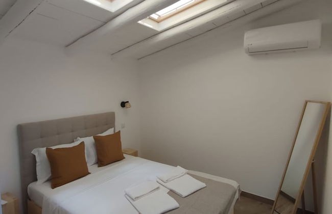 2 Floors Home Near Carvoeiro Slidesplash - Photo 12