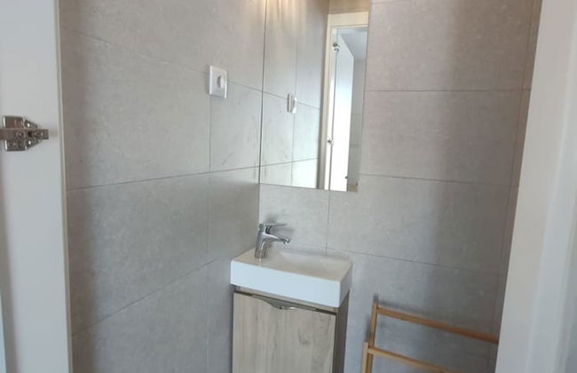 2 Floors Home Near Carvoeiro Slidesplash - Photo 14