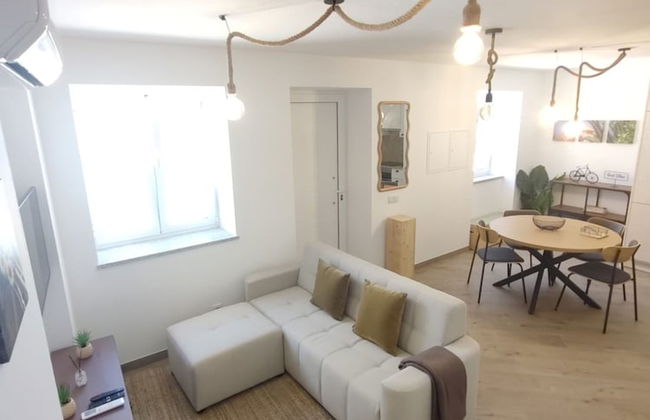 2 Floors Home Near Carvoeiro Slidesplash - Photo 1